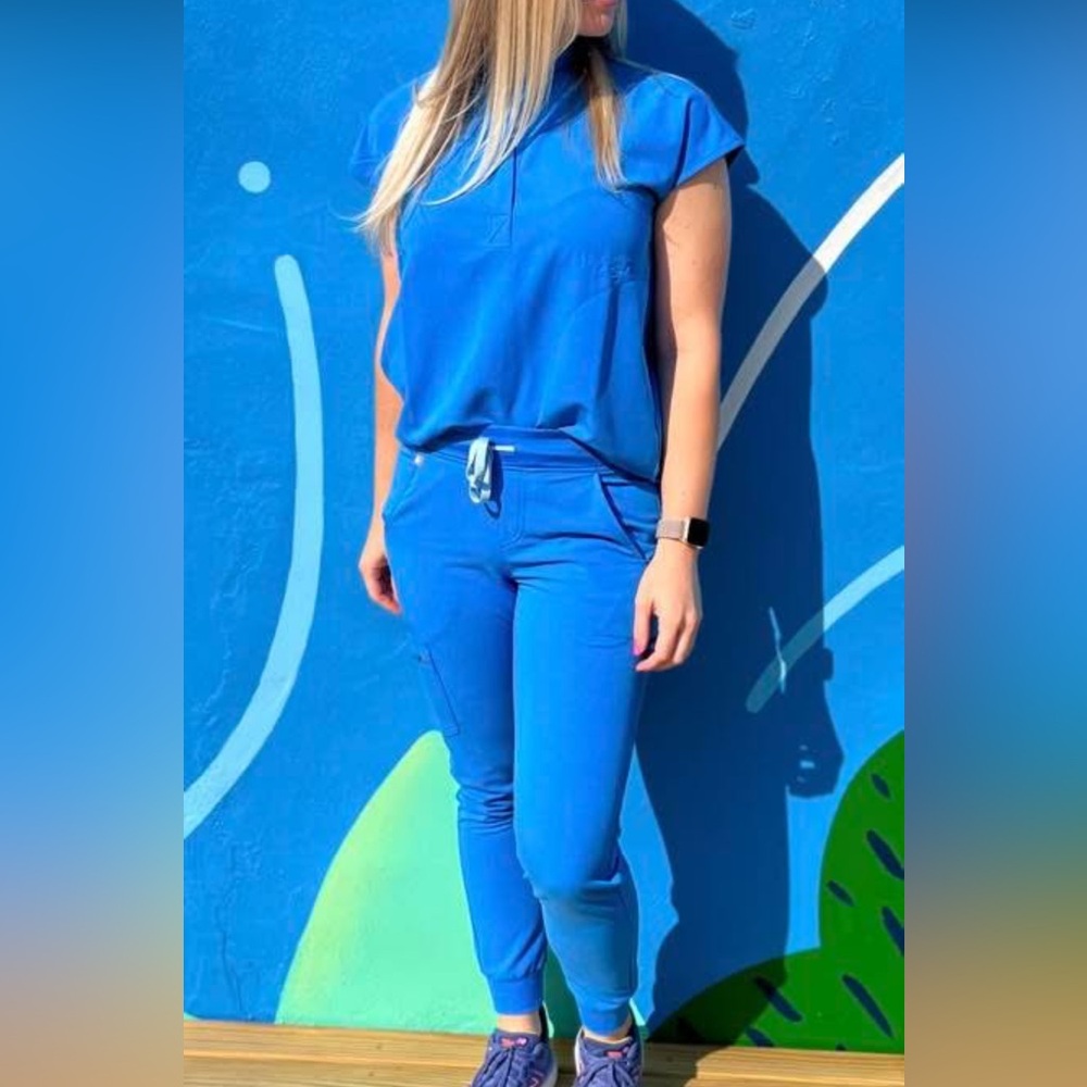 Figs Capri Blue Rafaela Oversized Top XXS and Zamora Jogger XS EUC